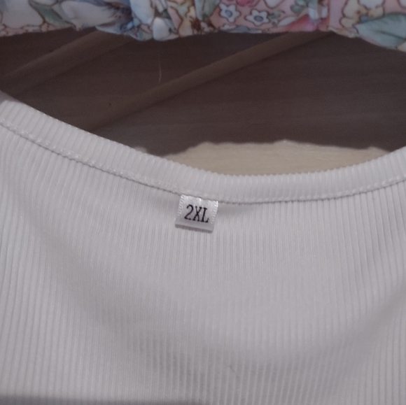 Top - Picture 2 of 2